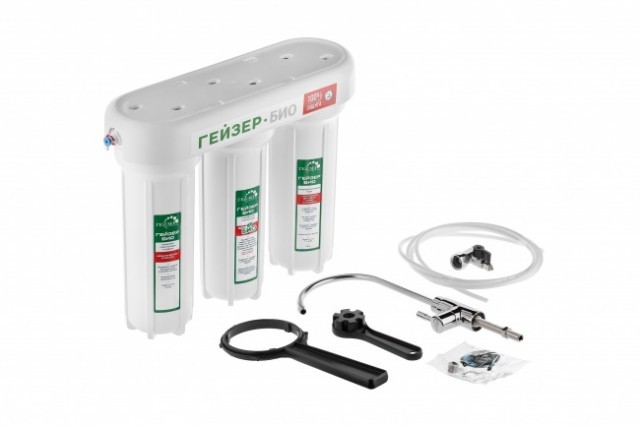 Проточный питьевой фильтр Гейзер БИО 321 (для жесткой воды)